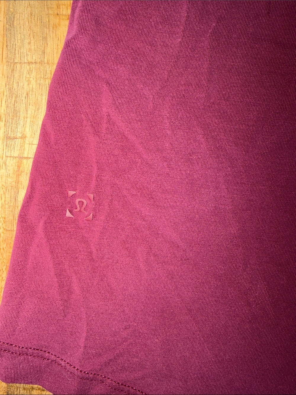 lululemon athletica Men's Crewneck T‑Shirt in Plum - Picture 3 of 3